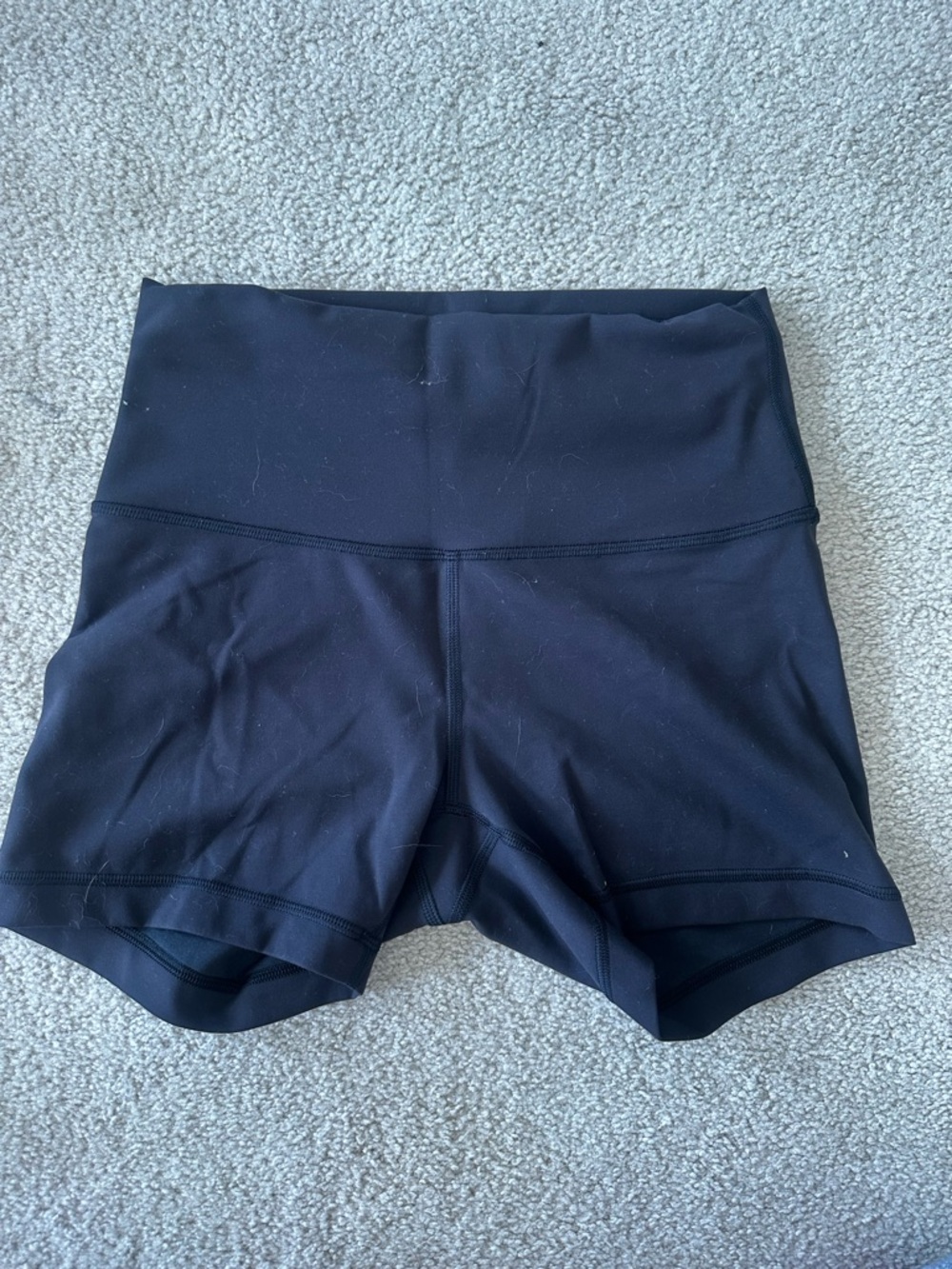 lululemon athletica black winder train shorts size 6 - 4 inch
